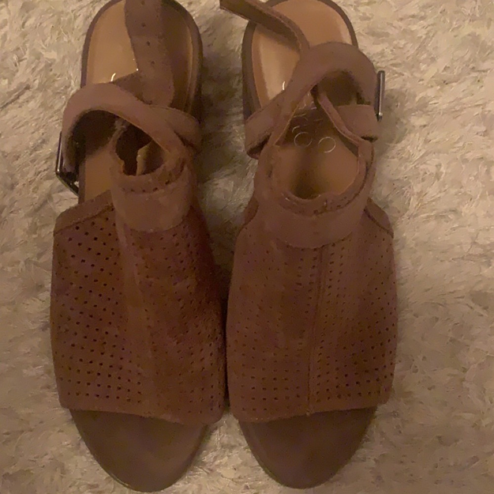 Brown Wedges